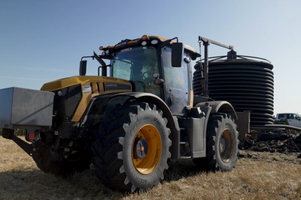 agricultural-drainage-tractor-north-dakota